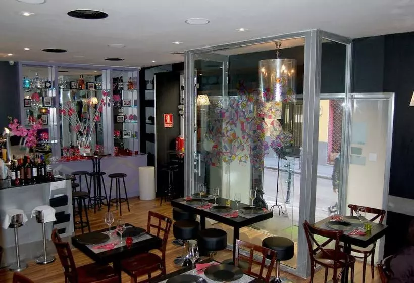 پانسیون Babel Guesthouse