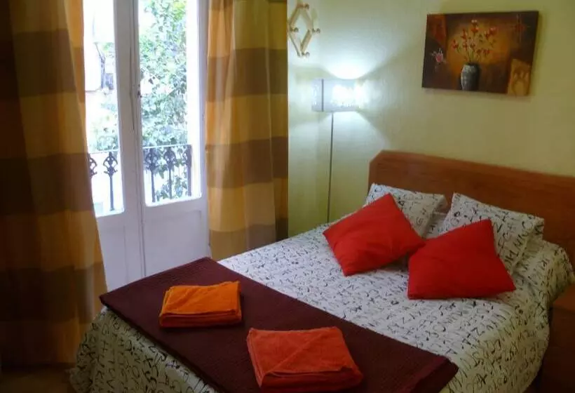 پانسیون Babel Guesthouse