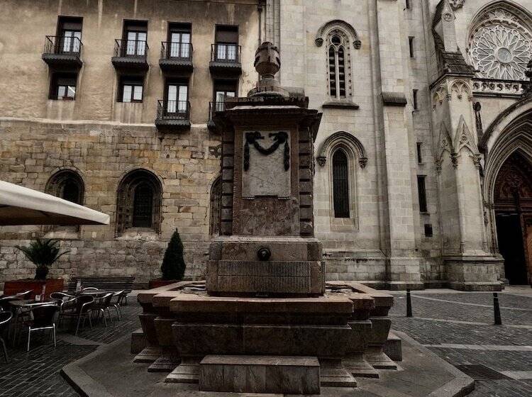 פנסיון Casual Mardones