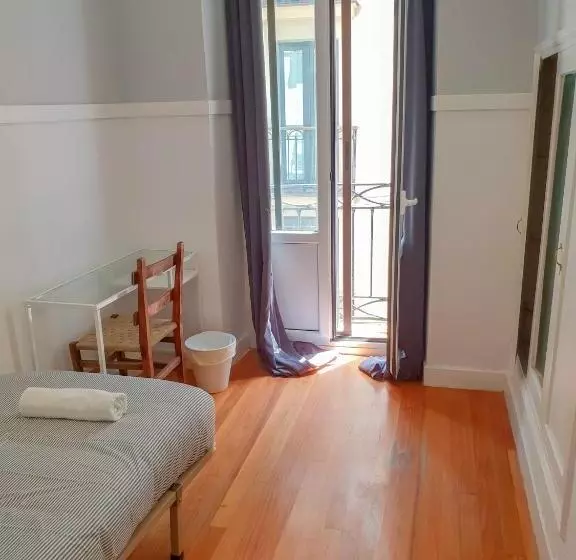 Pension Aussie Guesthouse