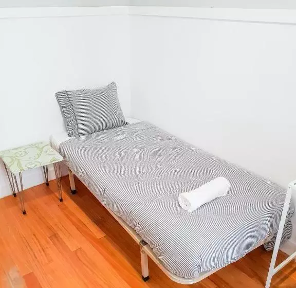 Pension Aussie Guesthouse