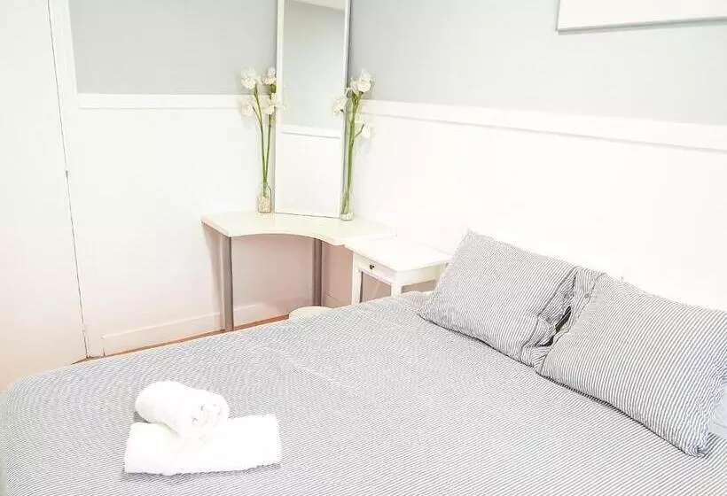 Pension Aussie Guesthouse