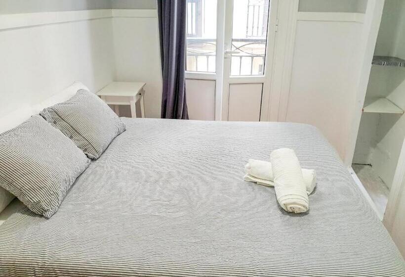 Pension Aussie Guesthouse