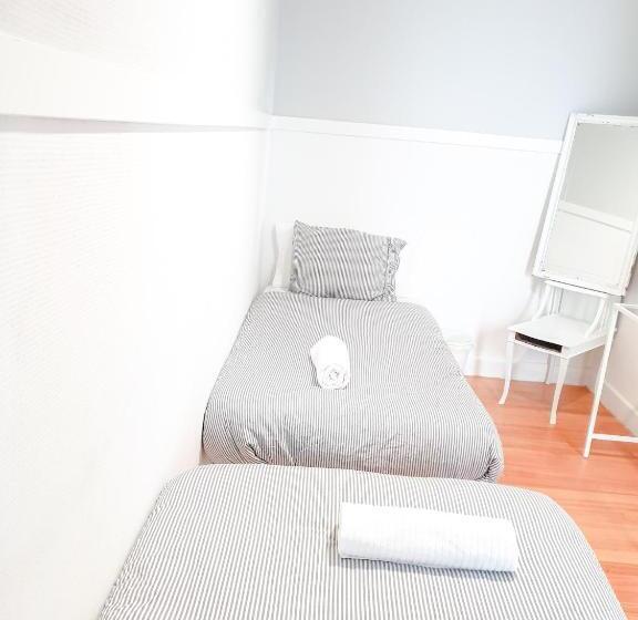 Pension Aussie Guesthouse