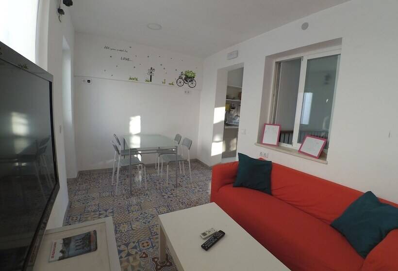 The Spot Central Hostel