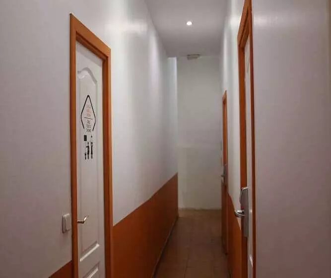 Way Hostel Madrid