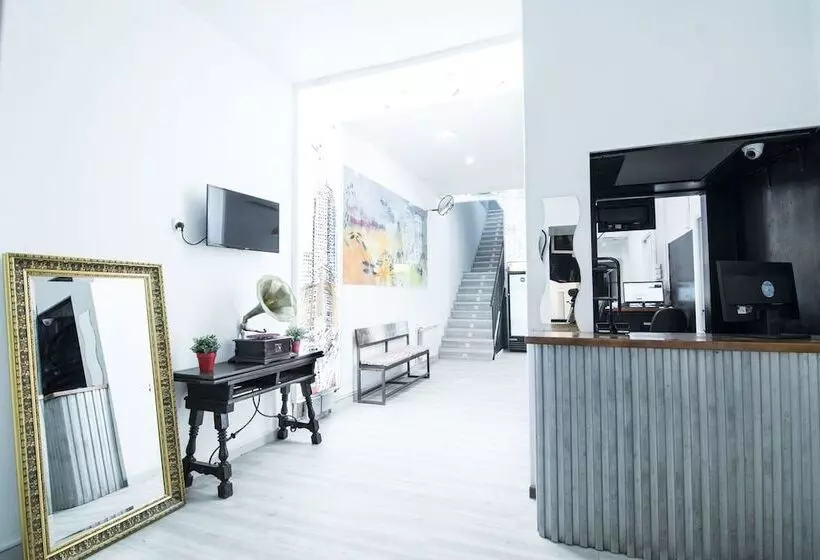 Way Hostel Madrid