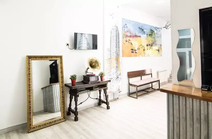 Way Hostel Madrid