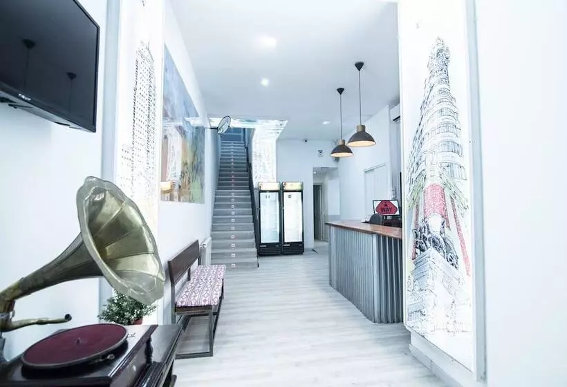Way Hostel Madrid