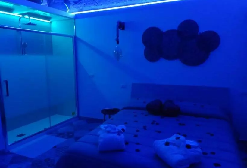 Hotelli Suite Dream Room