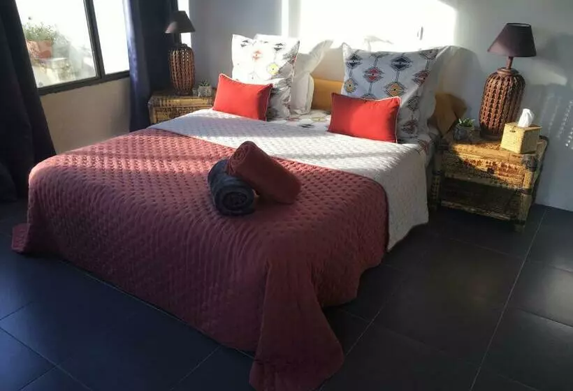 Aamiaismajoitus (B&B) Mas De La Butte Blanche