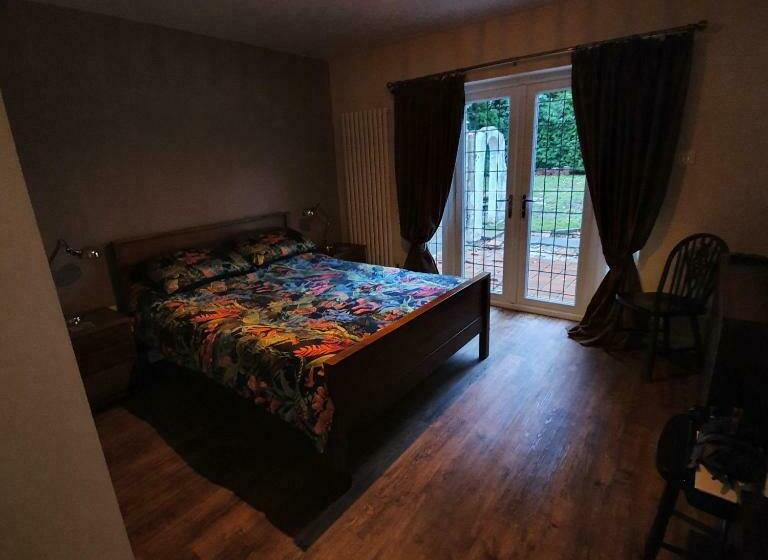 Aamiaismajoitus (B&B) Wood Rising