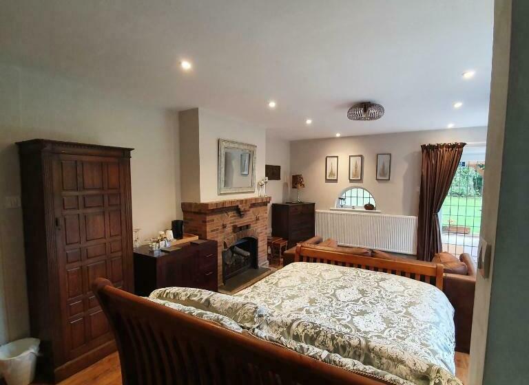 Aamiaismajoitus (B&B) Wood Rising