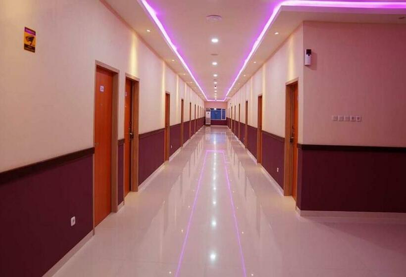 בית מלון כפרי Elohim  Sentani