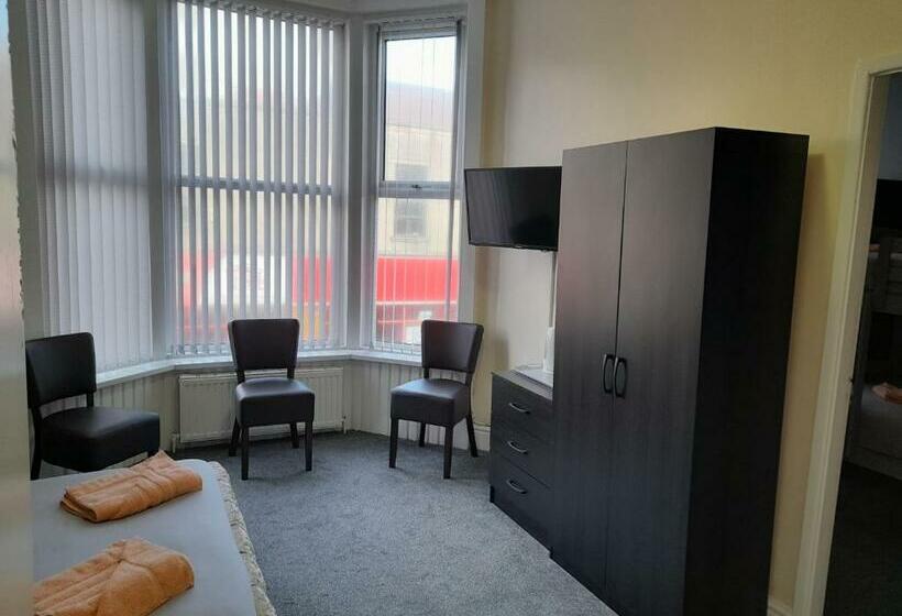 בית מלון כפרי Niro S