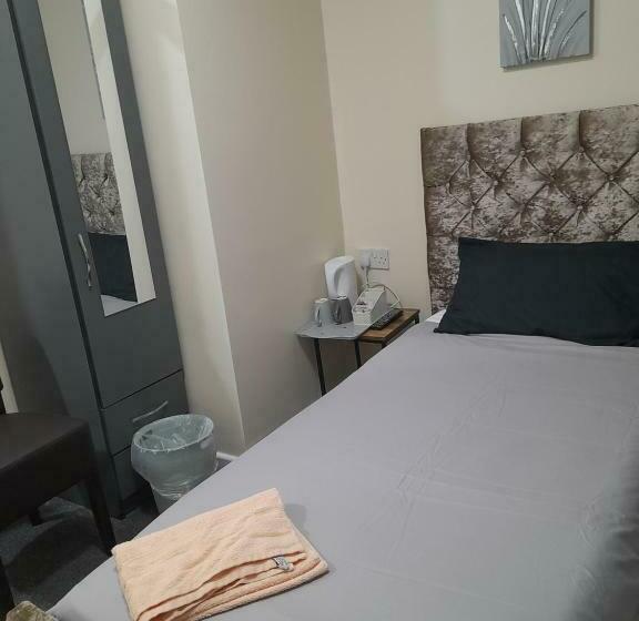 בית מלון כפרי Niro S