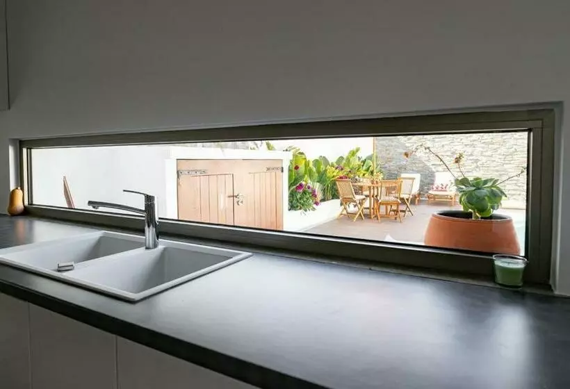 Majatalo Baleal Surf Ranch