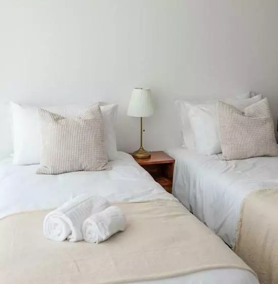 Majatalo Baleal Surf Ranch