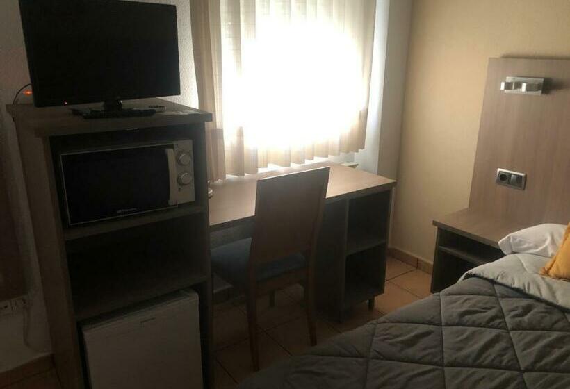 Пансион Hostal De La Rosa