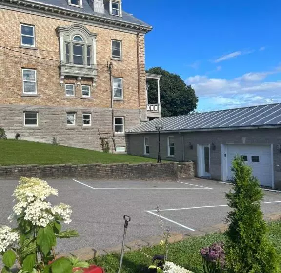 Aamiaismajoitus (B&B) La Demeure Du Capitaine