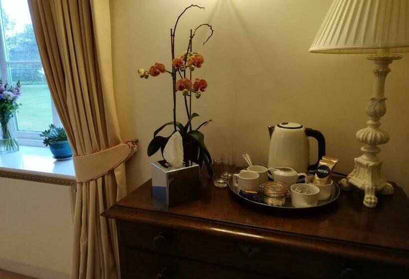 민박 Rusling House