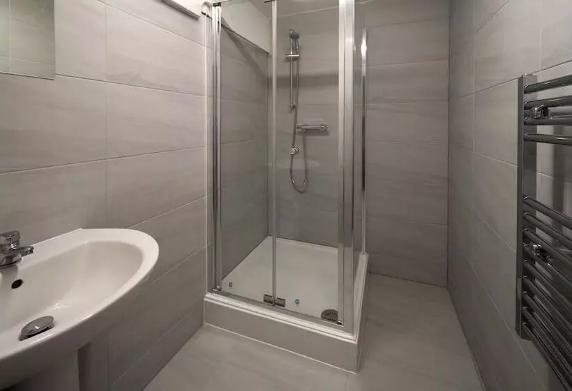 Harbourside Hostel Bristol