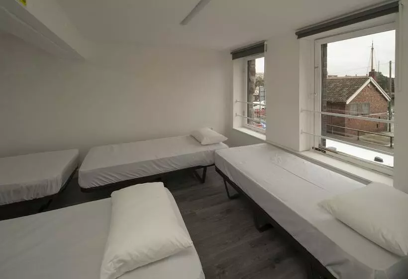 Harbourside Hostel Bristol