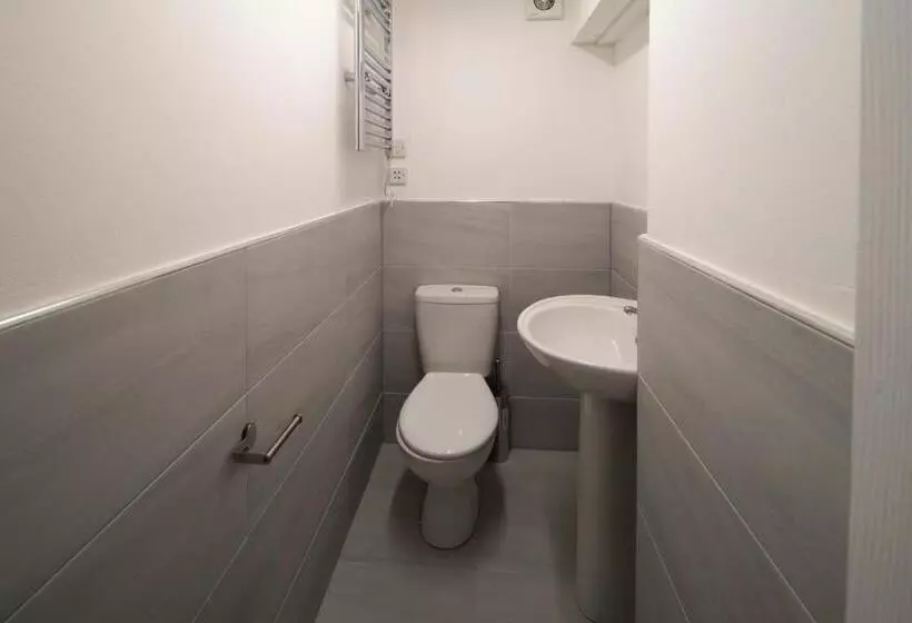 Harbourside Hostel Bristol