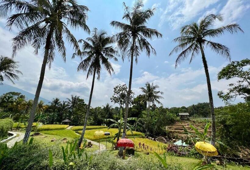 Szálloda 5g Resort Cijeruk