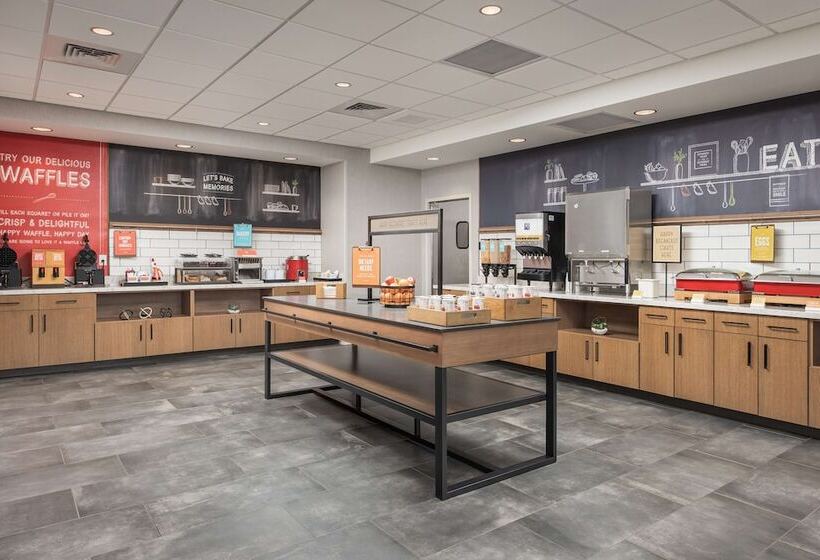 فندق Hampton Inn & Suites Huntsville Downtown