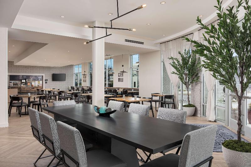 فندق Hampton Inn & Suites Huntsville Downtown