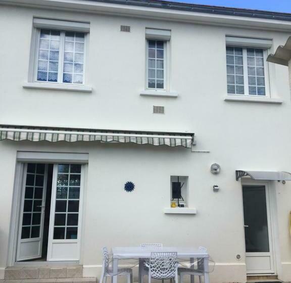 مبيت وإفطار « chez Annie »