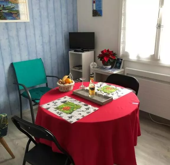 Aamiaismajoitus (B&B) « chez Annie »