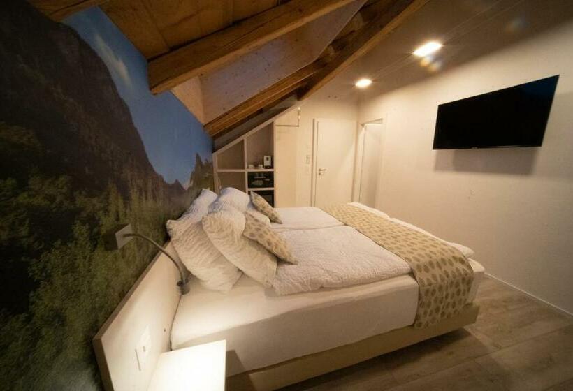 Kapselhotell De La Concorde Self Check In