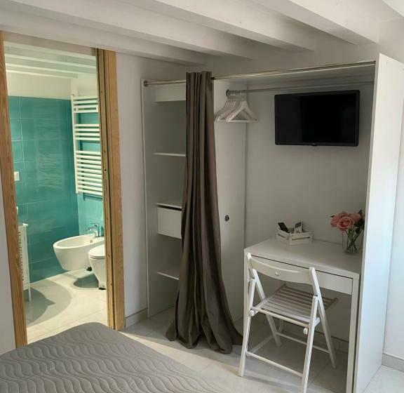 پانسیون Laguna Blu Camera Cielo Con Terrazza Panoramica In Comune