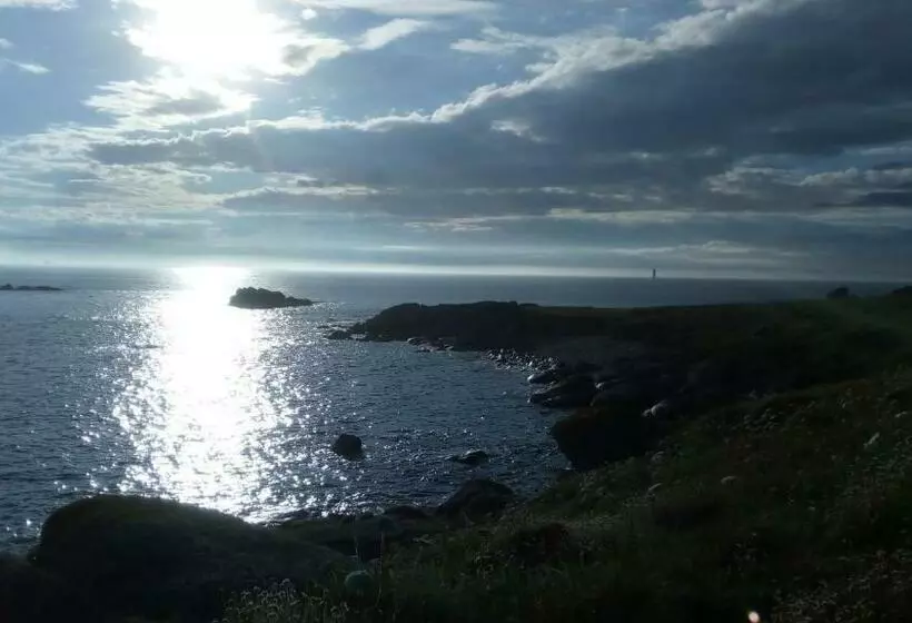 Aamiaismajoitus (B&B) Chambres D Hôtes De Kermerrien