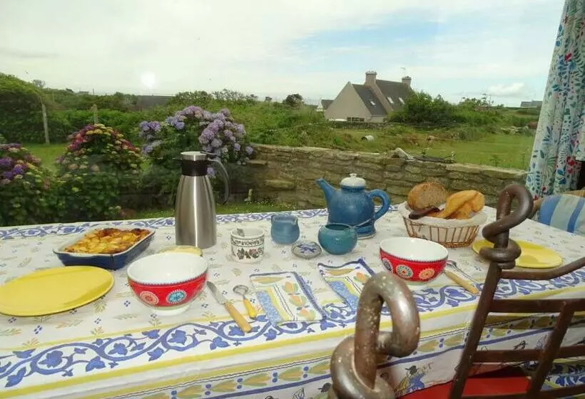 Aamiaismajoitus (B&B) Chambres D Hôtes De Kermerrien