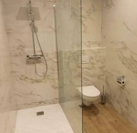 تختخواب و صبحانه La Suite De La Route Des Chateaux