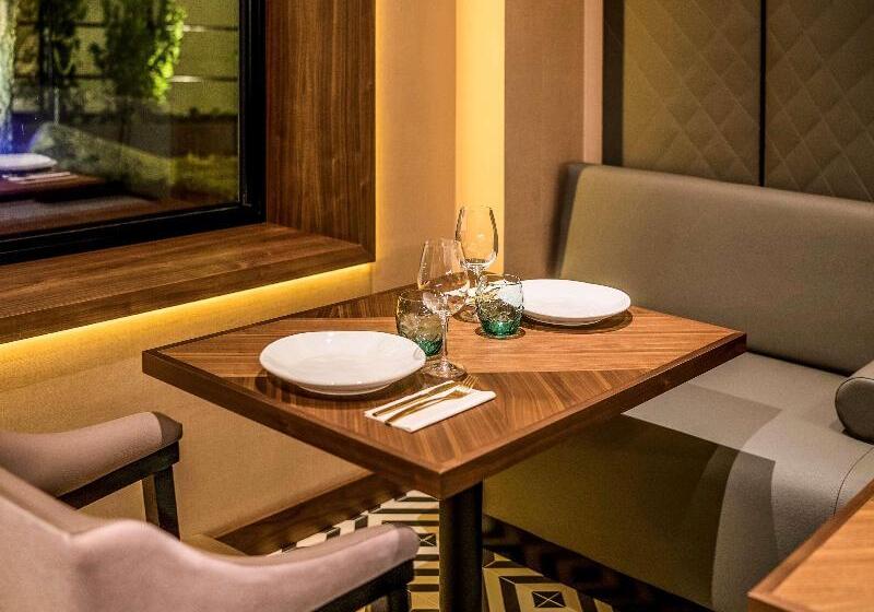 هتل Mercure Lugo Centro