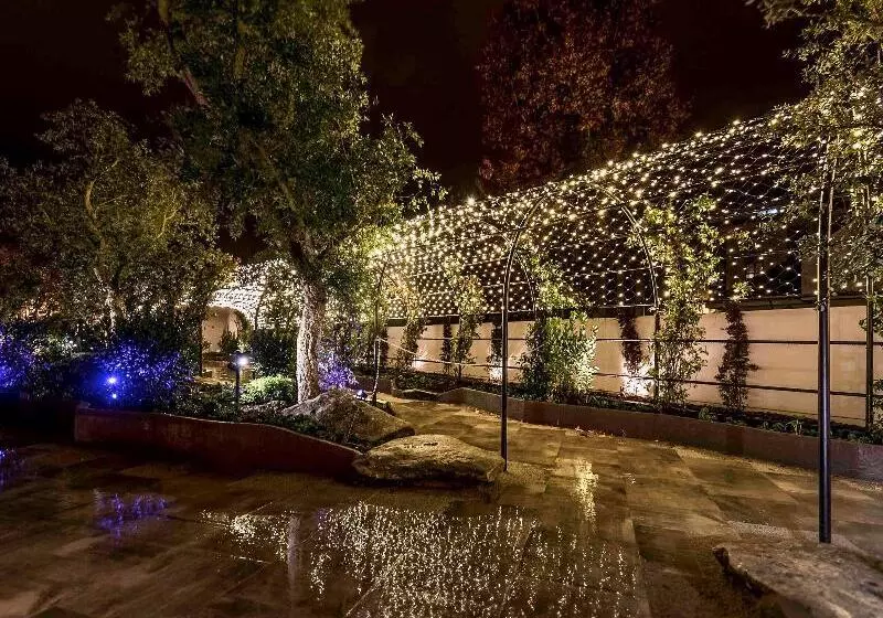 هتل Mercure Lugo Centro