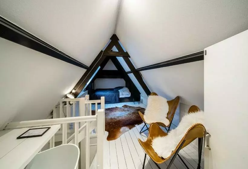 Hush Bed & Breakfast