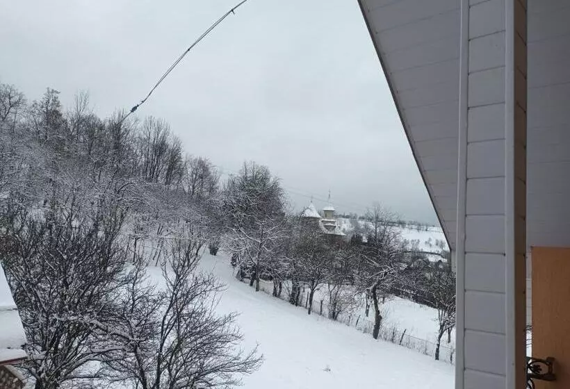 ペンション La Miruna