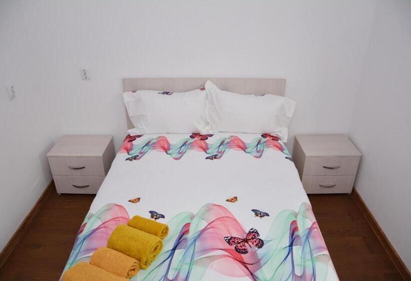 پانسیون La Miruna