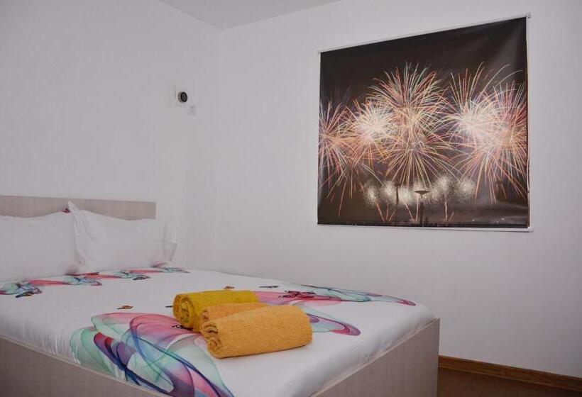 پانسیون La Miruna