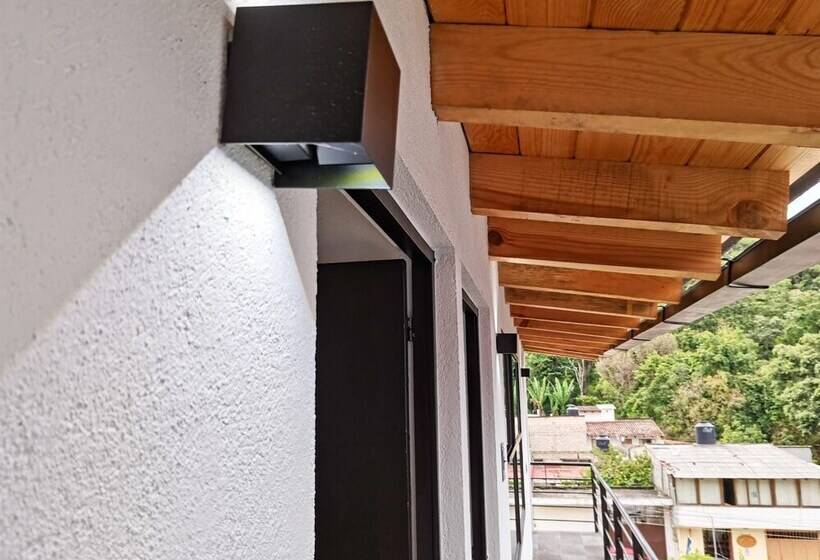 Пансион Quinta Del Valle