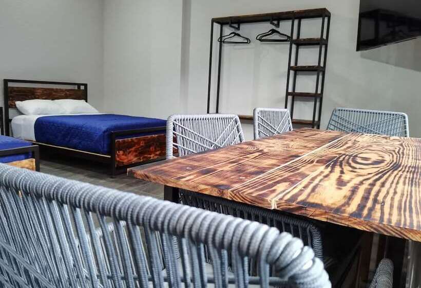 Пансион Quinta Del Valle