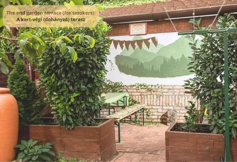 ペンション Tulip Home Guest House