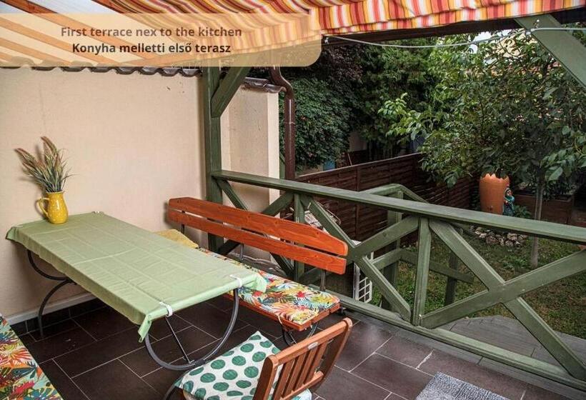 Пансион Tulip Home Guest House