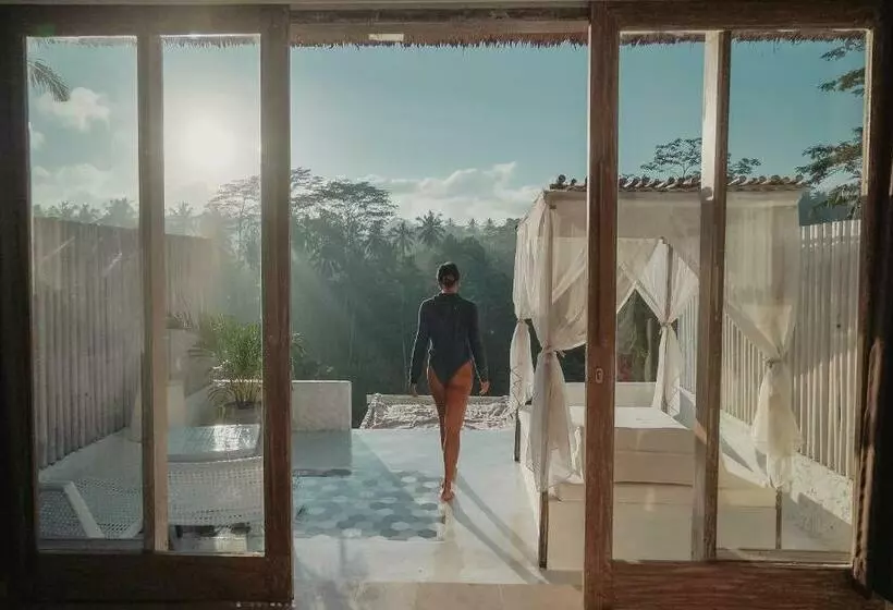 リゾートホテル Woywoy Escape Bresela Adults Only
