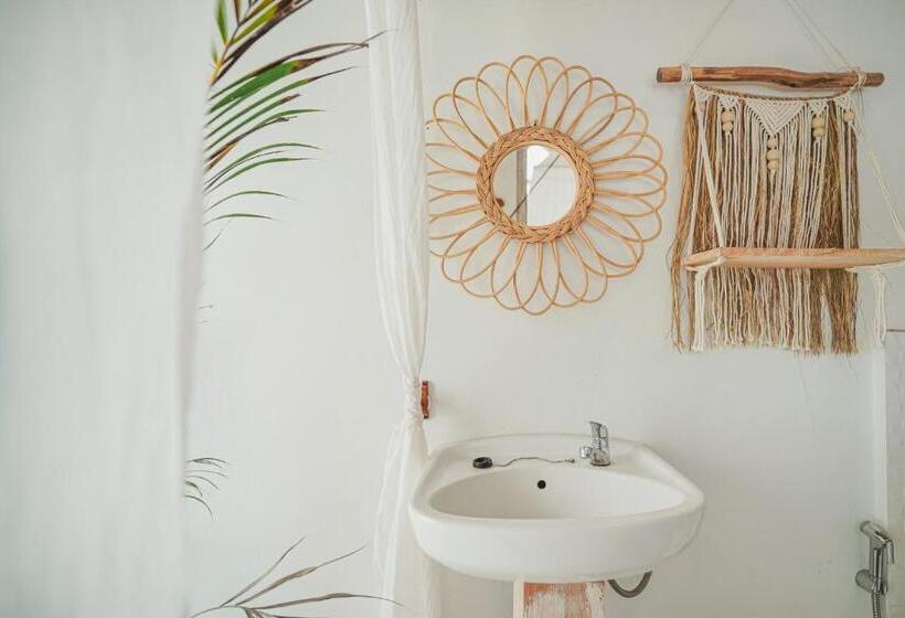 منتجع Woywoy Escape Bresela Adults Only